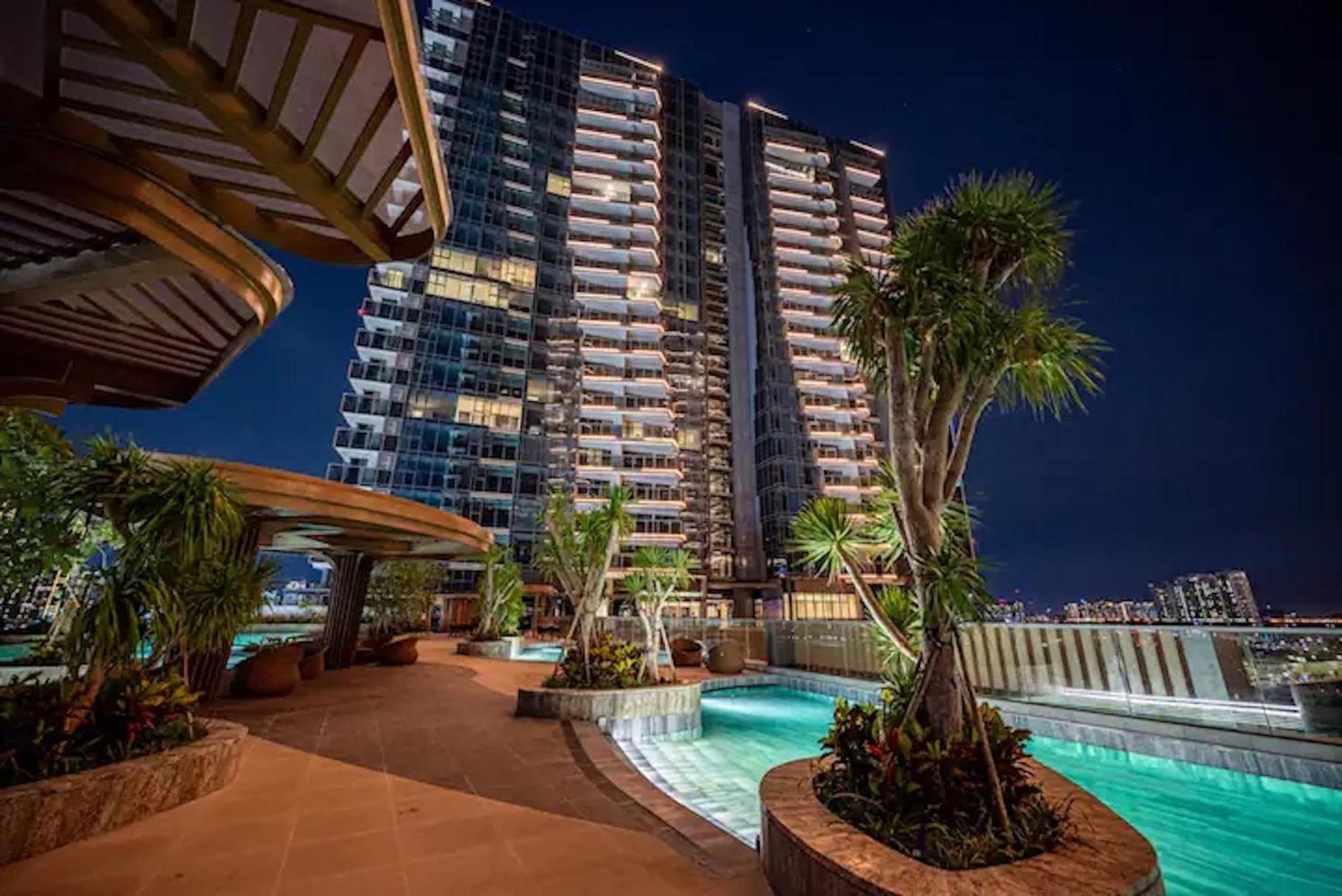 Zo Opera, Crest, Galleria -central Saigon -free Pool-gym-sauna Room-yoga Apartment