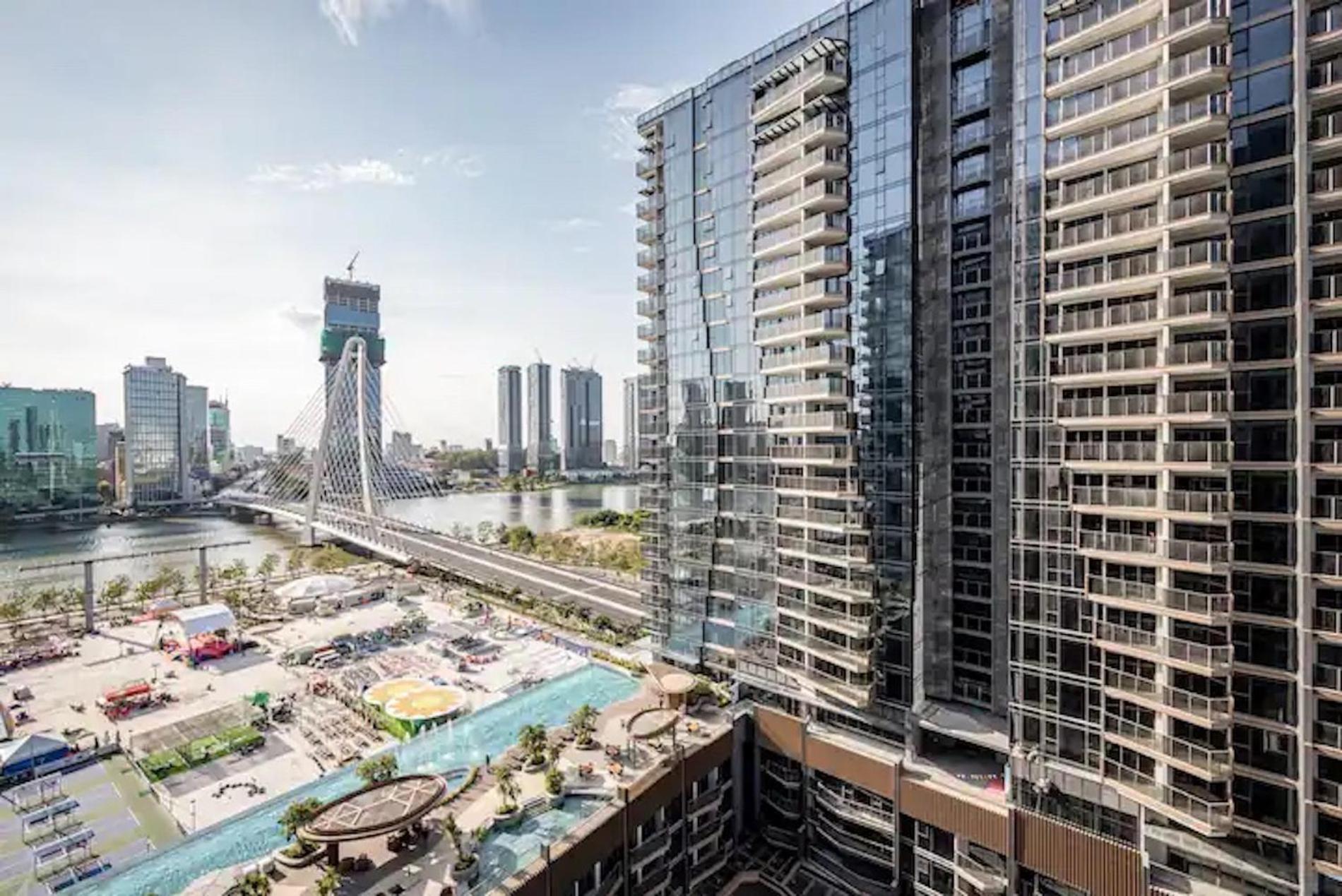 Zo Opera, Crest, Galleria -central Saigon -free Pool-gym-sauna Room-yoga Apartment *
