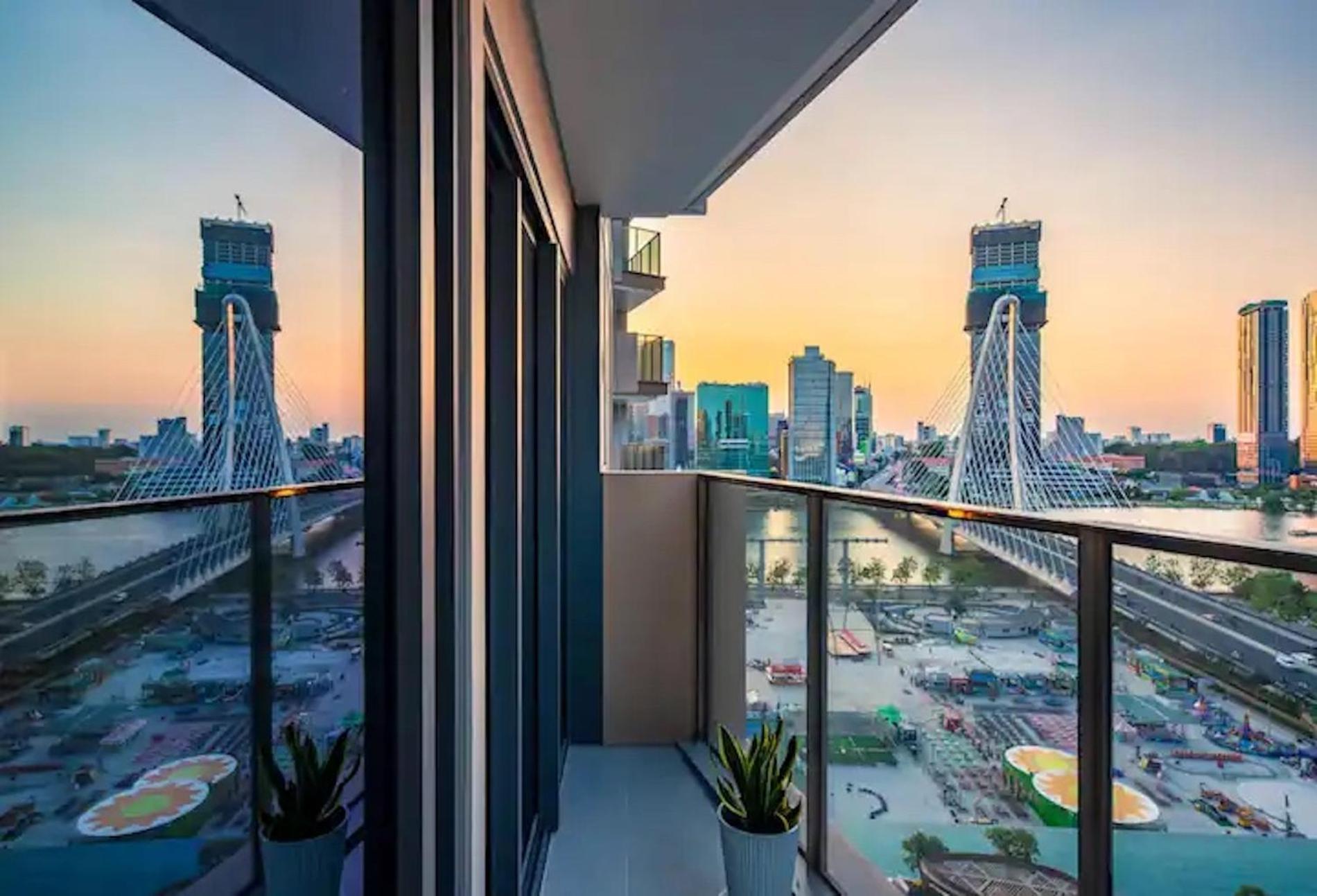 Apartment Zo Opera, Crest, Galleria -central Saigon -free Pool-gym-sauna Room-yoga Ho Chi Minh City