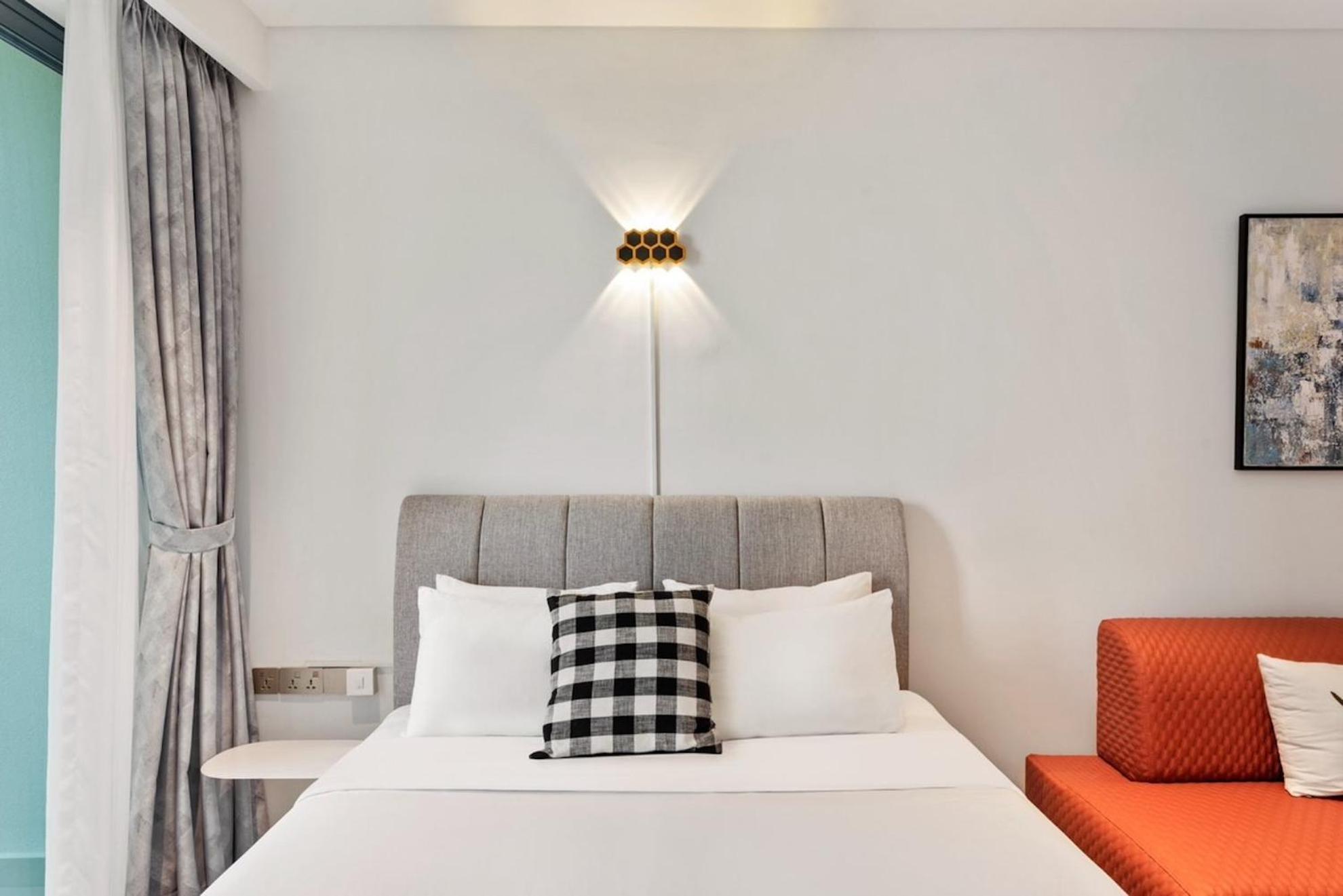 Apartment Zo Opera, Crest, Galleria -central Saigon -free Pool-gym-sauna Room-yoga