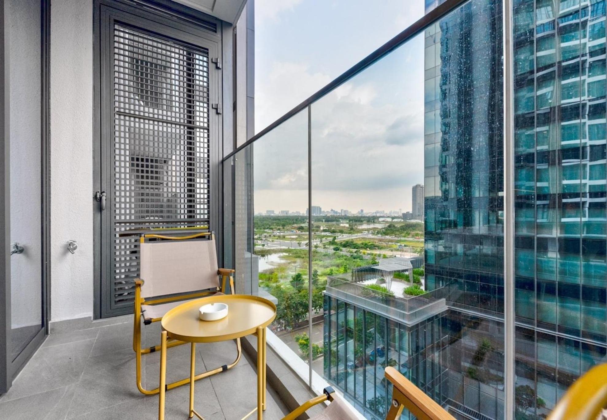 Zo Opera, Crest, Galleria -central Saigon -free Pool-gym-sauna Room-yoga *