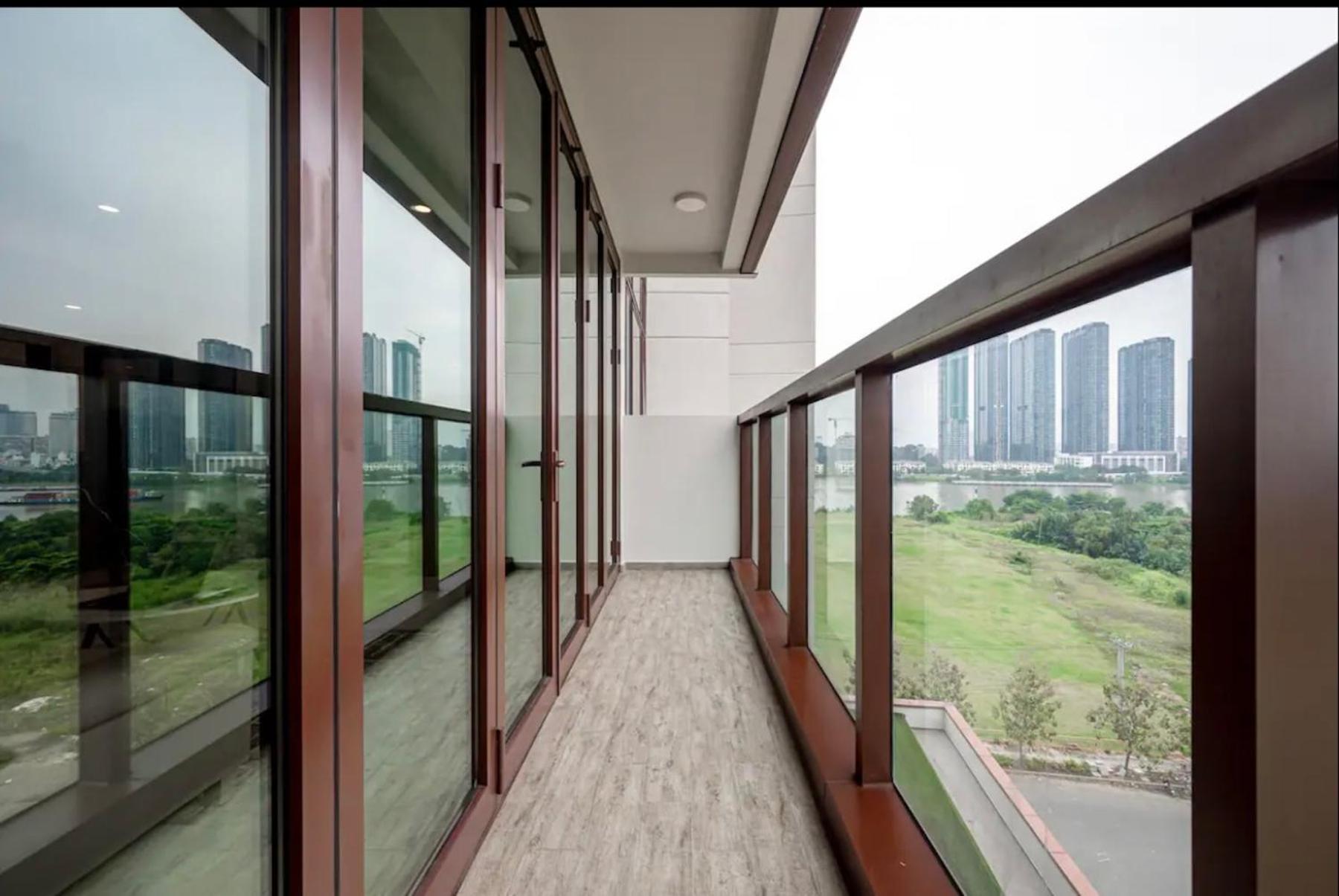 Zo Opera, Crest, Galleria -central Saigon -free Pool-gym-sauna Room-yoga * Ho Chi Minh City
